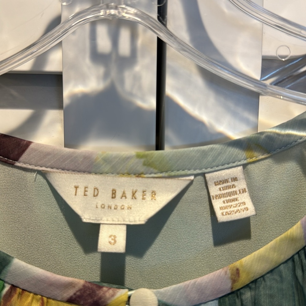 Ted Baker Pre Loved Ellain button up printed sleeveless Dress. Size 3 = US 6-8 - Picture 13 of 13